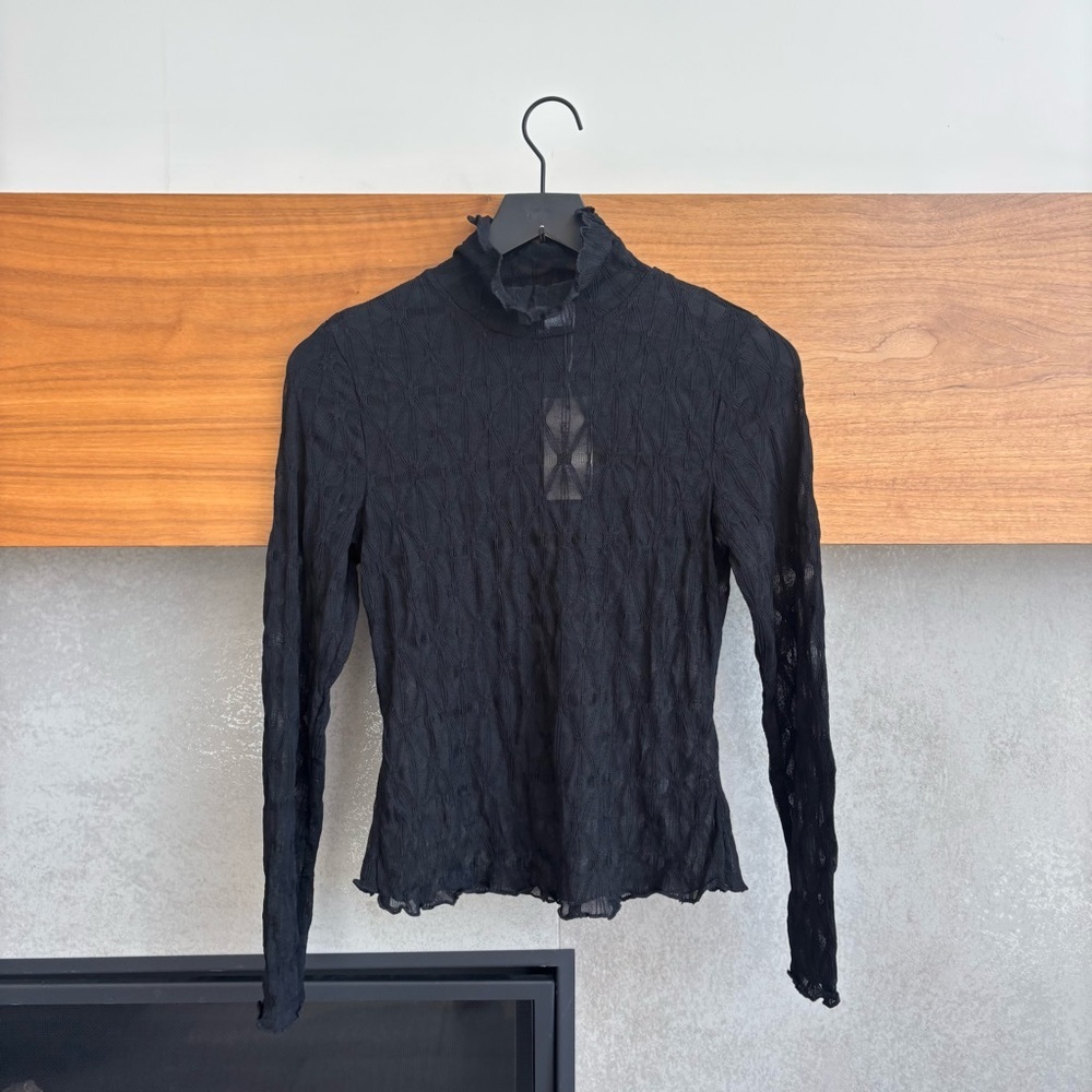 NWT RIHOAS BLACK LONG SLEEVE MESH TOP, SIZE S